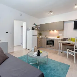 Sunsplash Apartment Pula